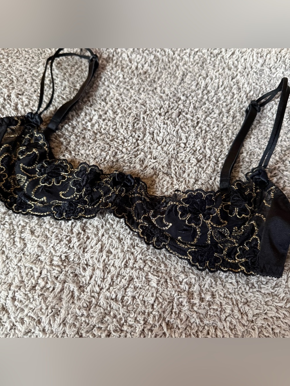 Shirley of Hollywood Black & Gold Embroidery Shelf Bra Size 34